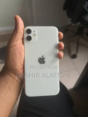 Apple iPhone 11 64 GB White