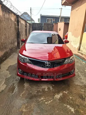 Toyota Camry 2013 Red