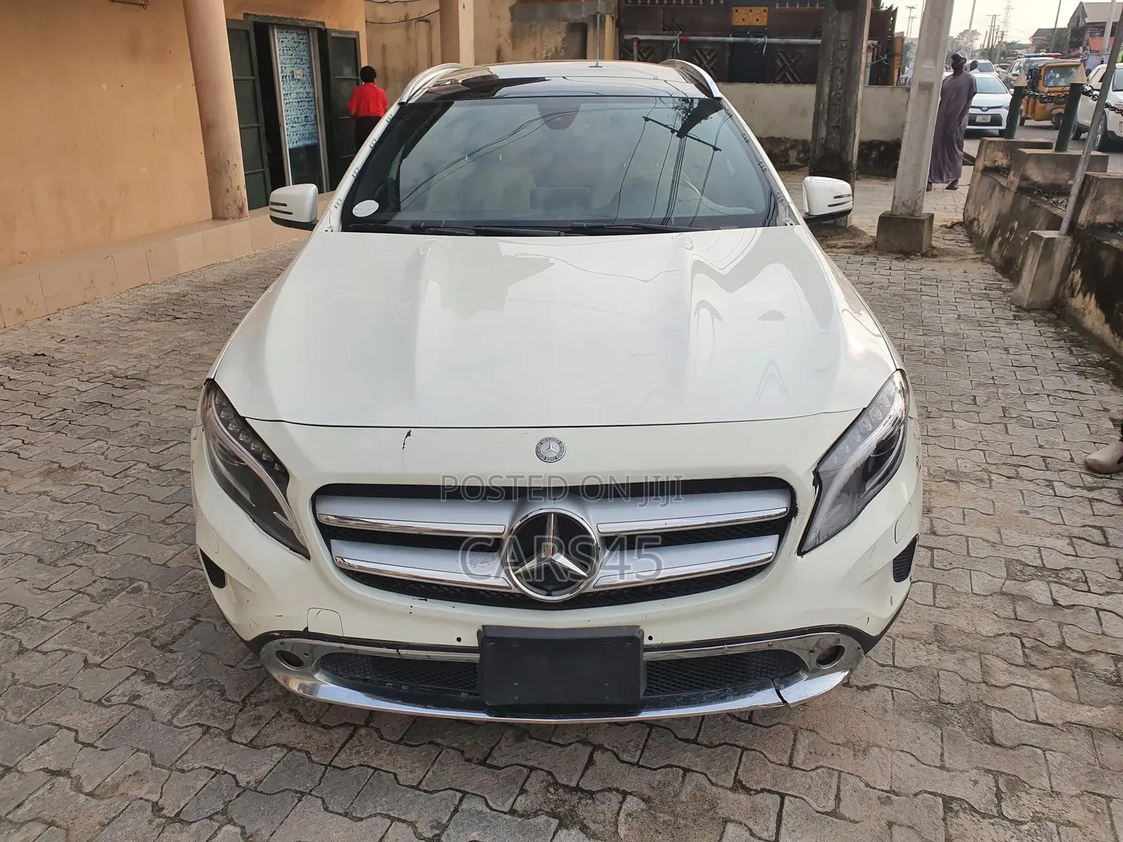 Mercedes-Benz GLA-Class 2017 White