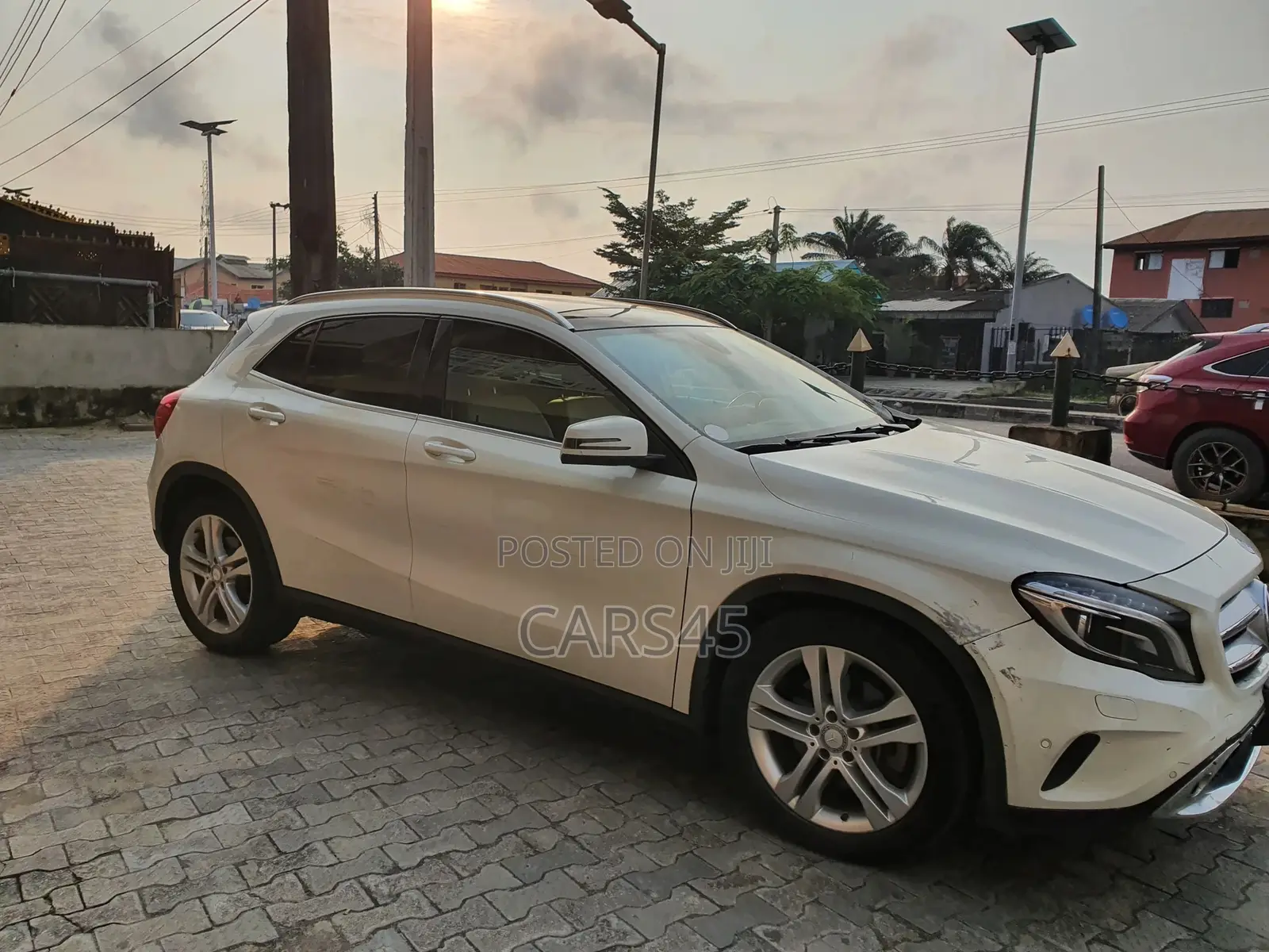 Mercedes-Benz GLA-Class 2017 White