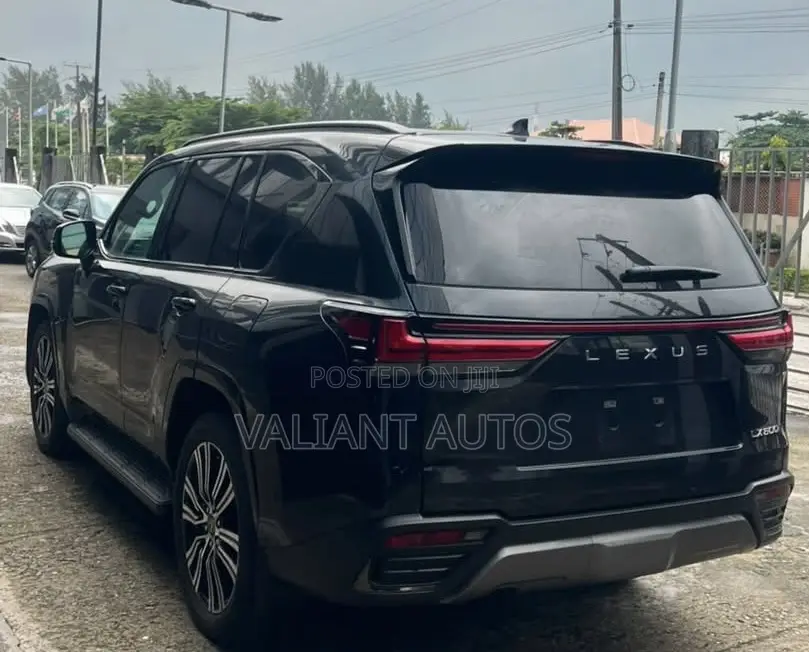 Lexus LX 600 2024 Black