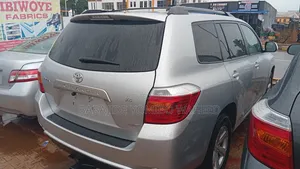 Toyota Highlander 2010 Silver