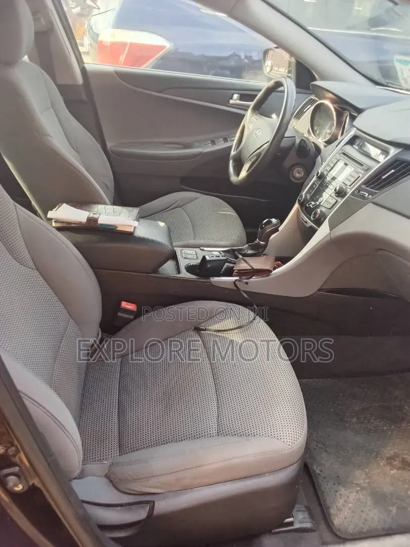 Hyundai Sonata 2012 Black