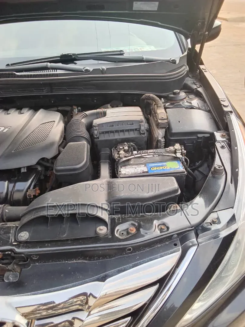 Hyundai Sonata 2012 Black