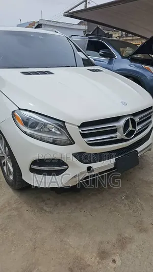 Mercedes-Benz GLE-Class 2016 White