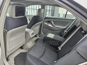 Toyota Camry 2010 Gray