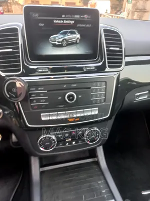 Mercedes-Benz GLE-Class 2016 Black