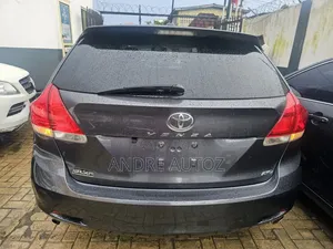 Toyota Venza 2011 Gray
