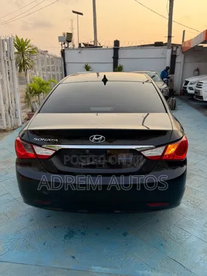 Hyundai Sonata 2012 Black