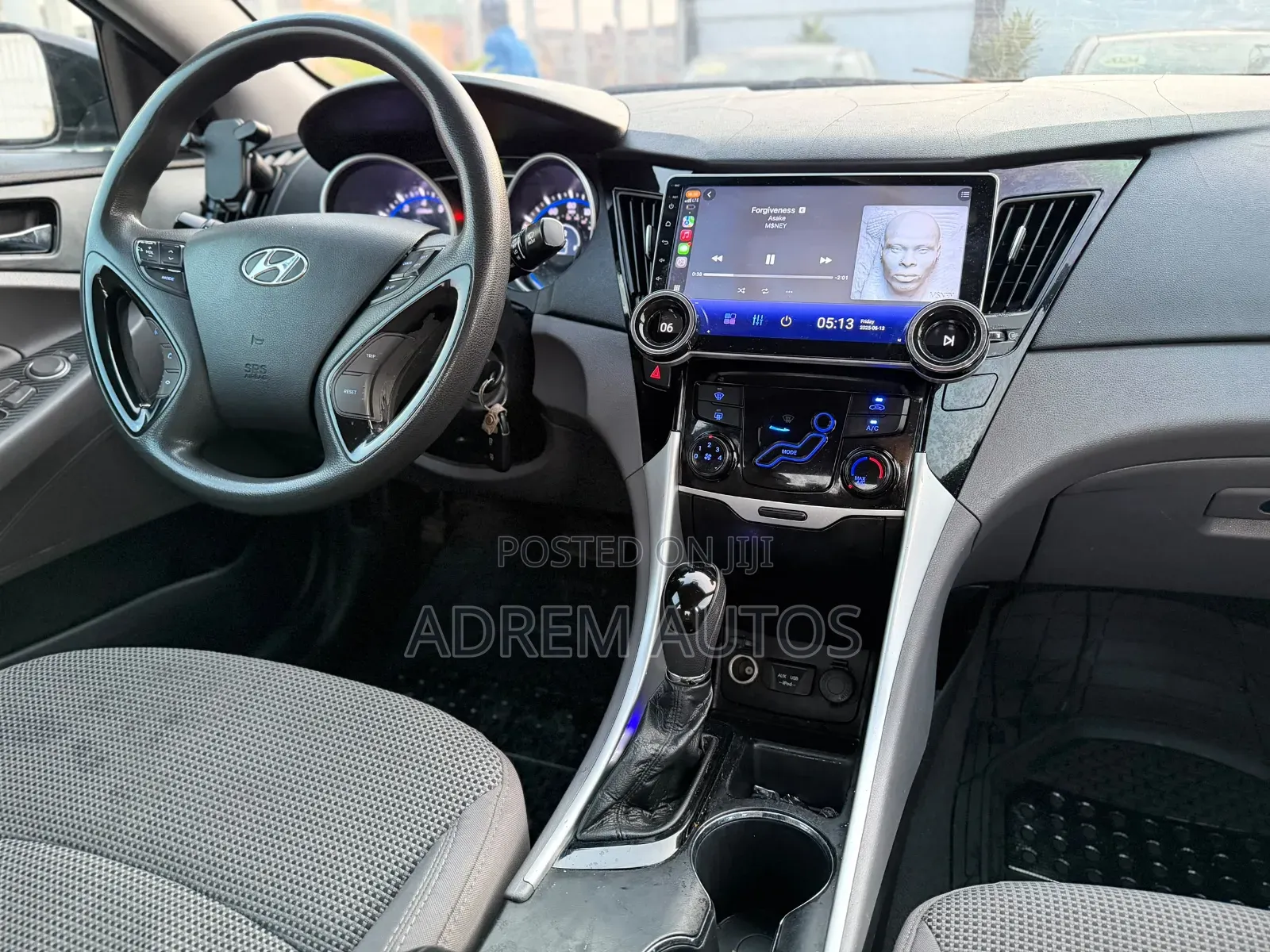 Hyundai Sonata 2012 Black