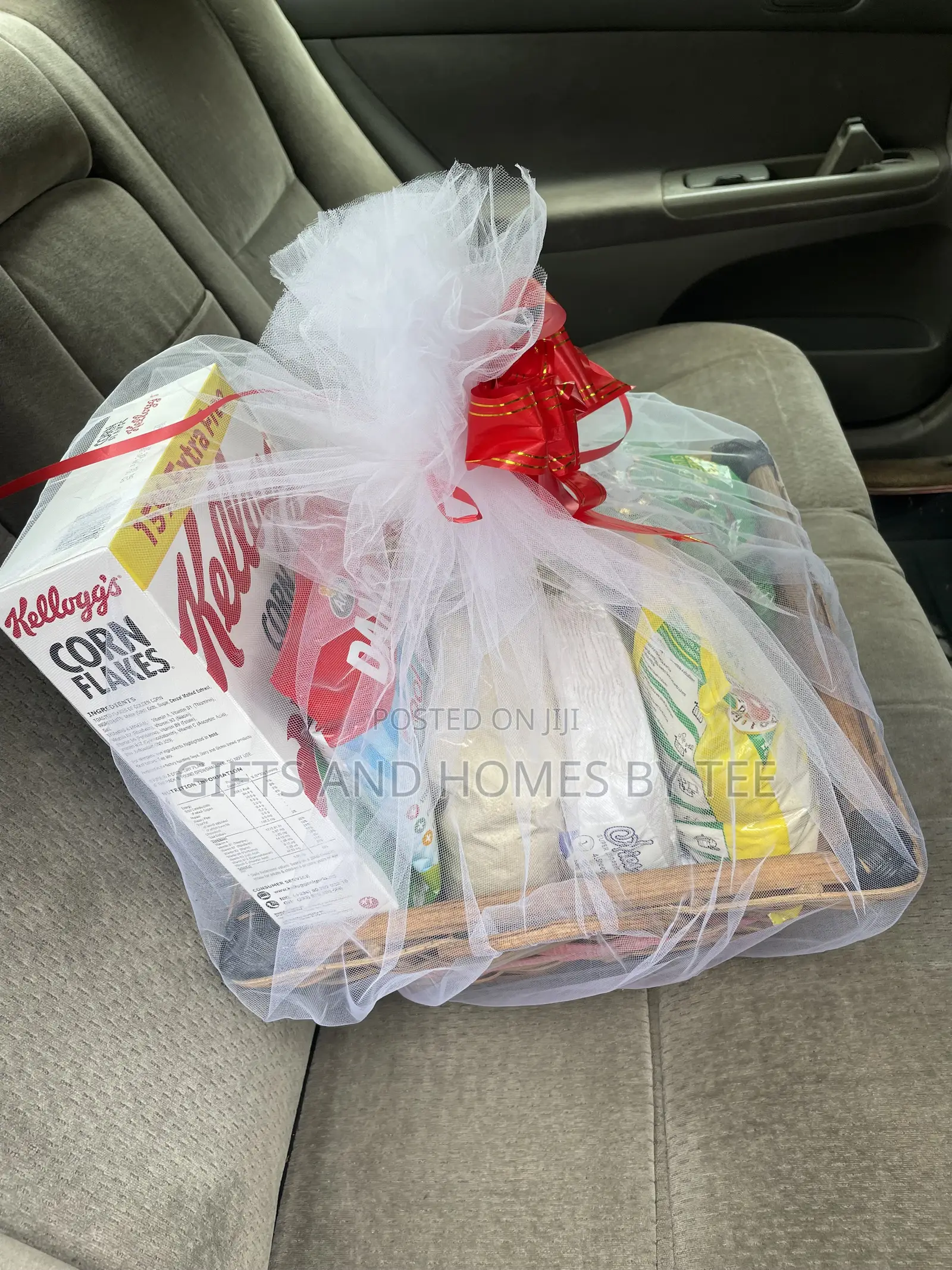 Elegant Hamper Gift