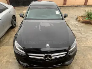 Mercedes-Benz C300 Base 4Matic Sedan AWD (2.0L 4cyl 7A) 2017 Black