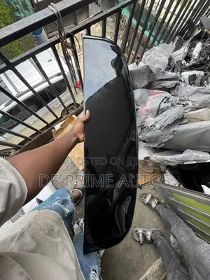 Toyota Prado Boot Spoiler