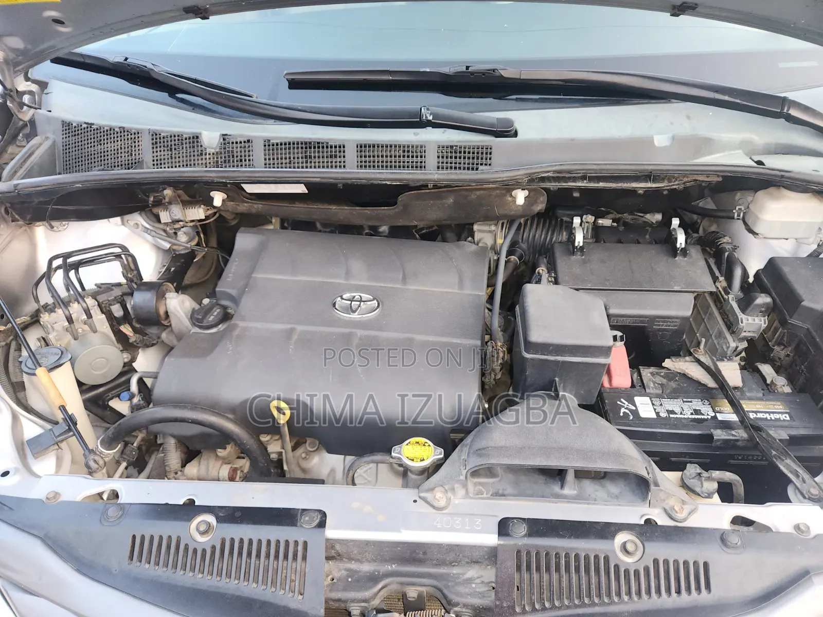 Toyota Sienna 2013 Silver
