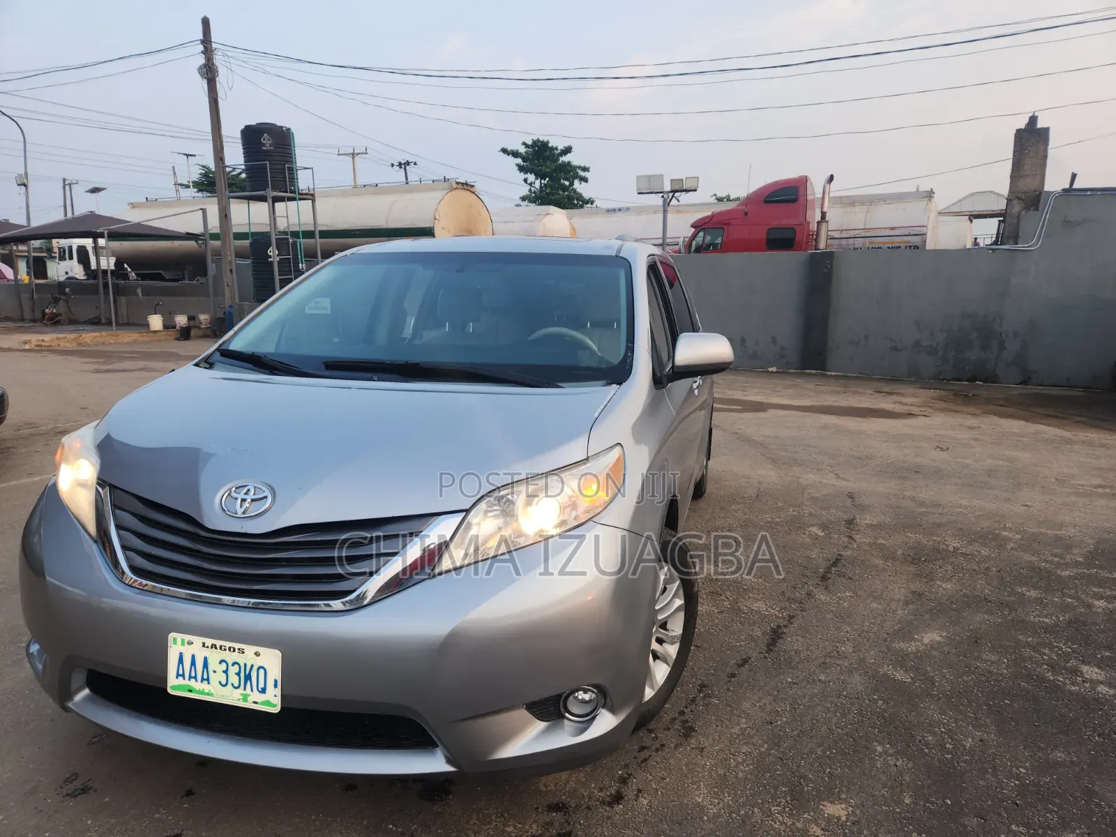 Toyota Sienna 2013 Silver