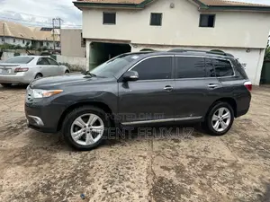 Toyota Highlander V6 2009 Gray