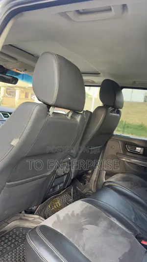 Land Rover Range Rover 2011 Gray