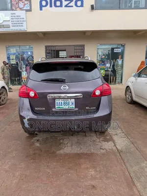 Nissan Rogue 2013 Pearl