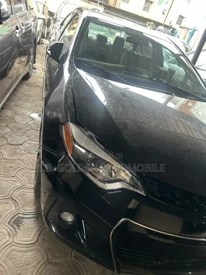 Toyota Corolla 2015 Black