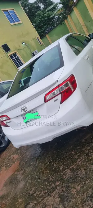 Toyota Corolla 2013 White