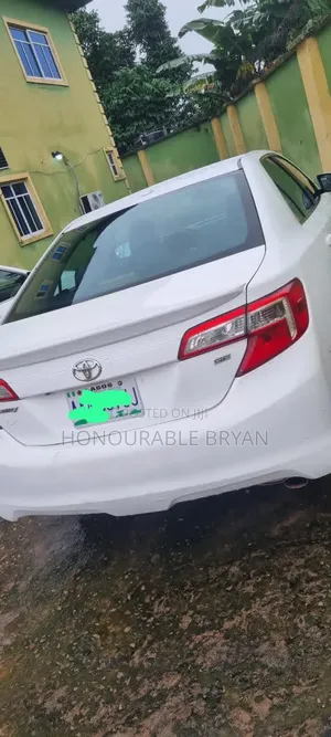 Toyota Corolla 2013 White