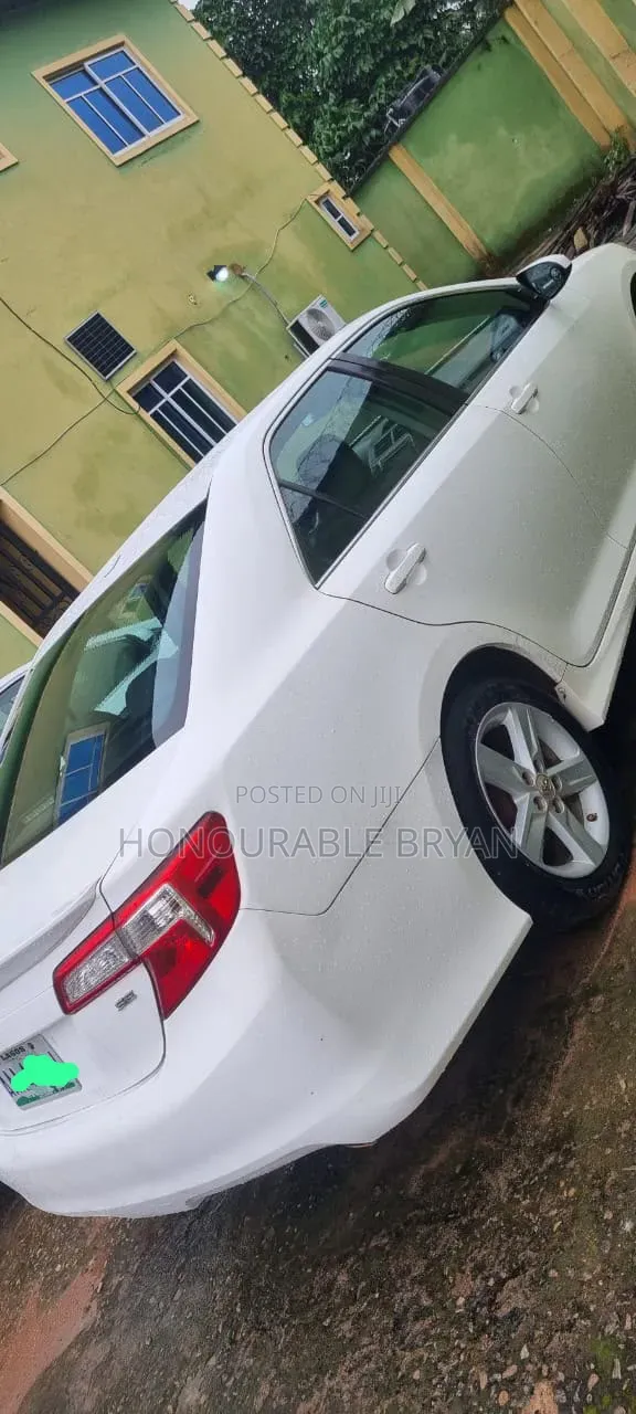 Toyota Corolla 2013 White