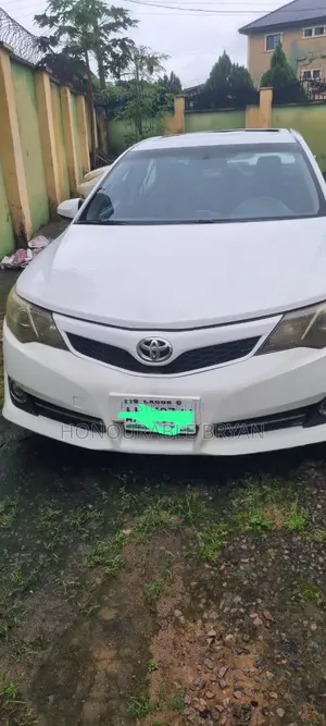 Toyota Corolla 2013 White