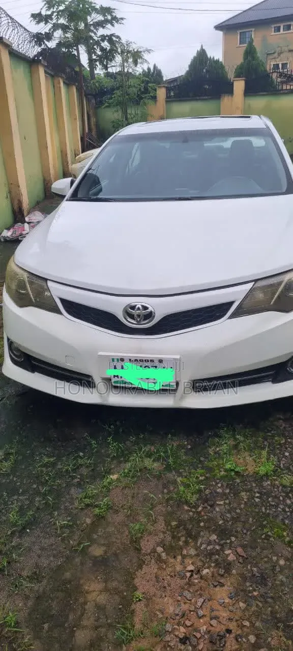 Toyota Corolla 2013 White