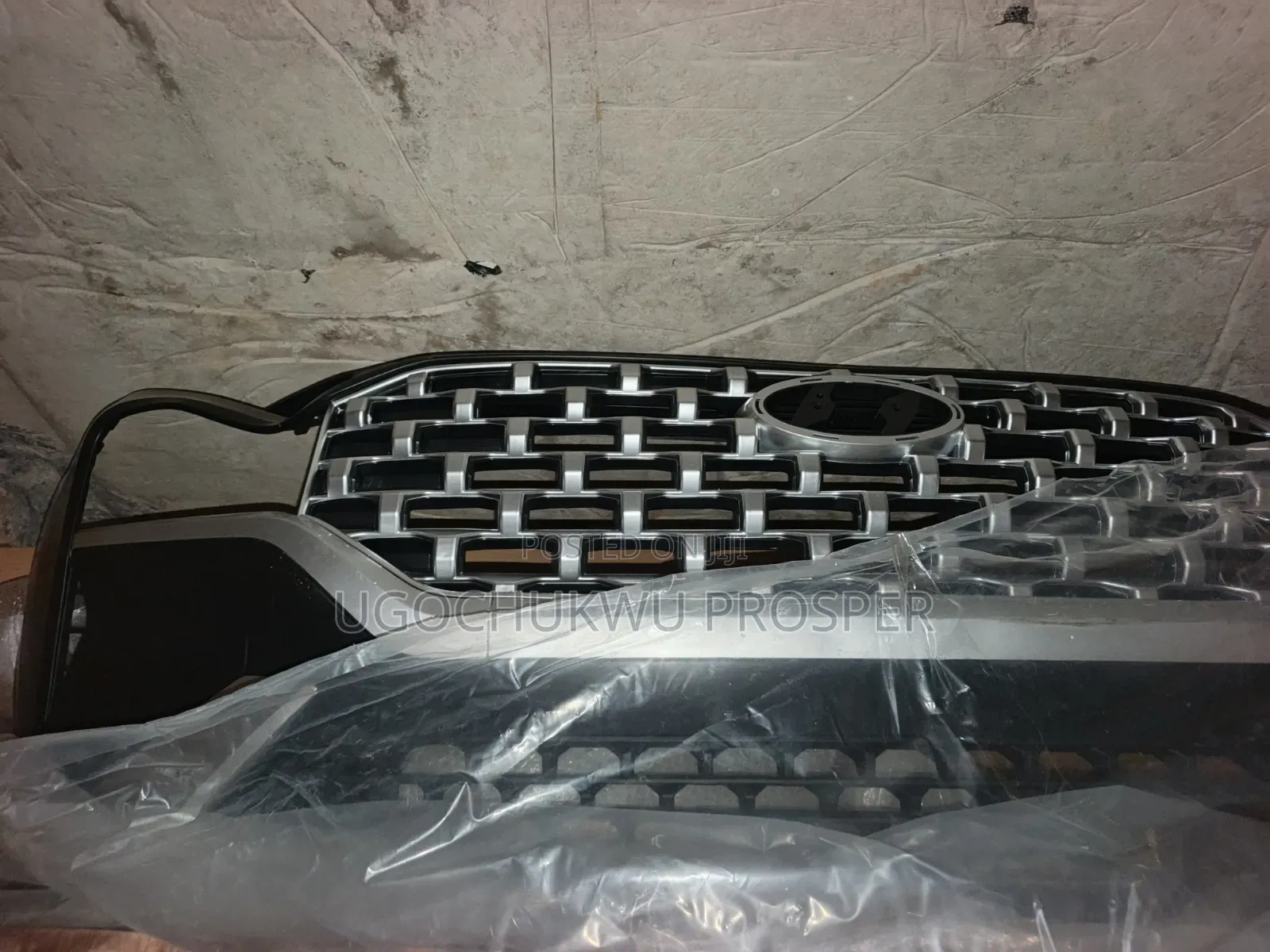 Hyundai Genesis 2012-2014 Back Boot