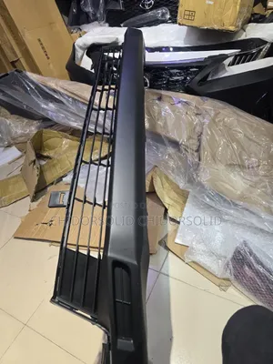 Down Front Bumper Highlander 2018