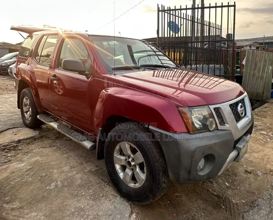 Nissan Xterra X 2009 Red