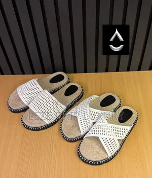 High Quality Zara Slippers Fully Boxed