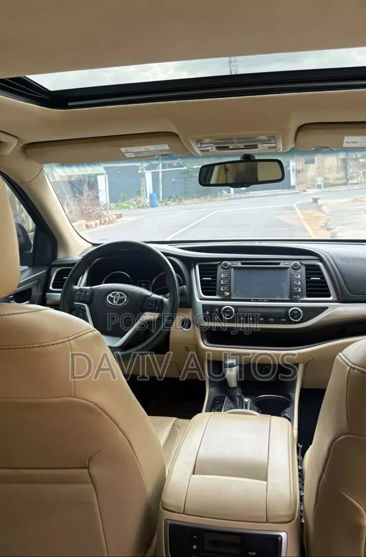 Toyota Highlander 2017 Blue