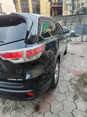 Toyota Highlander 2015 Black