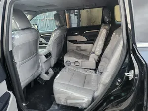 Toyota Highlander 2015 Black