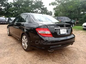 Mercedes-Benz C300 2009 Black