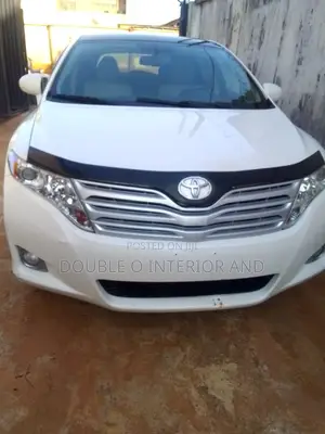 Toyota Venza LE AWD 2013 White