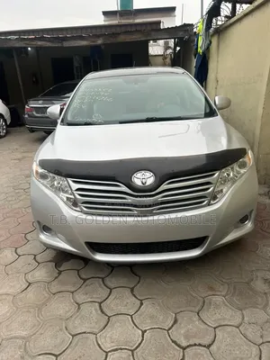 Toyota Venza 2010 Silver