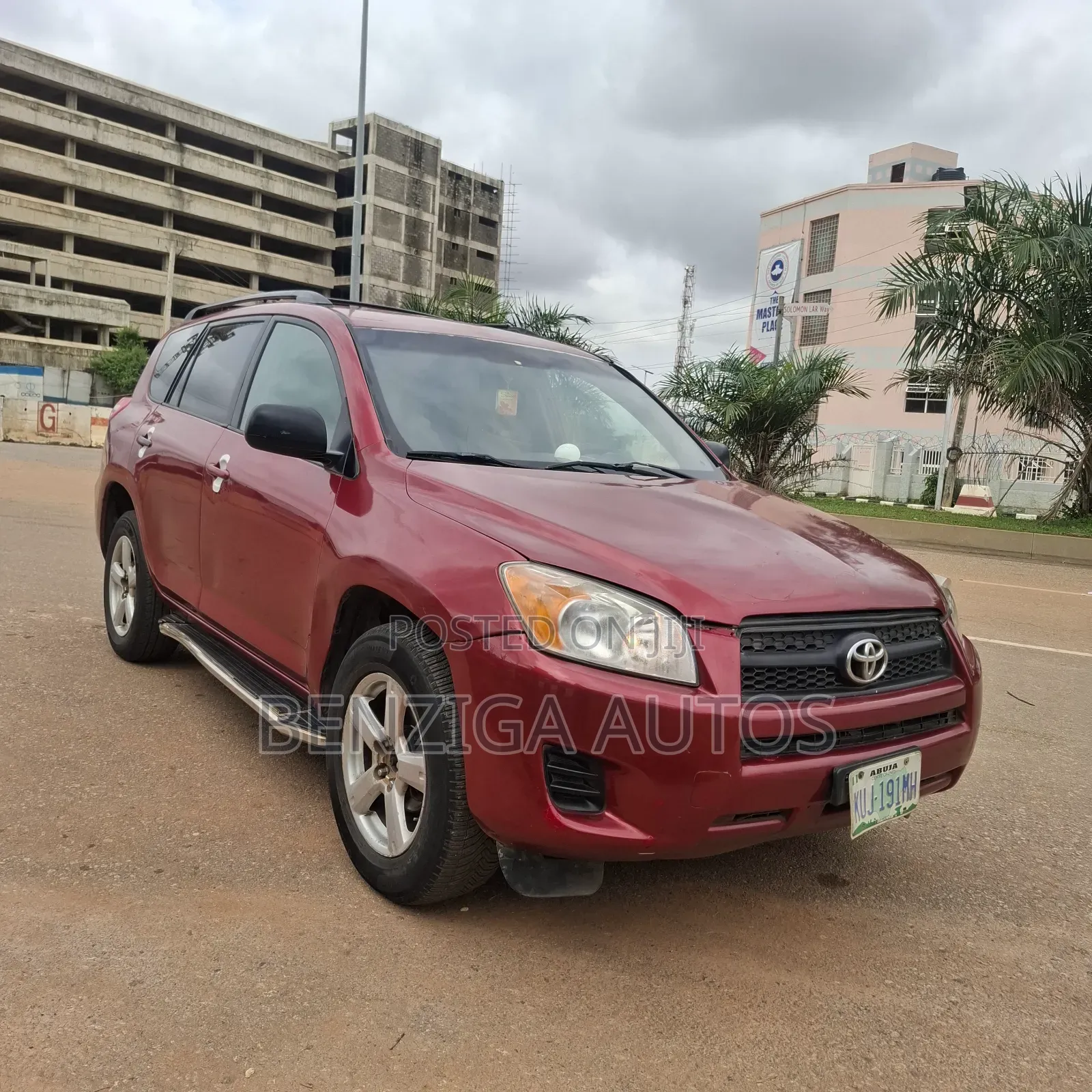 Toyota RAV4 2010 Red