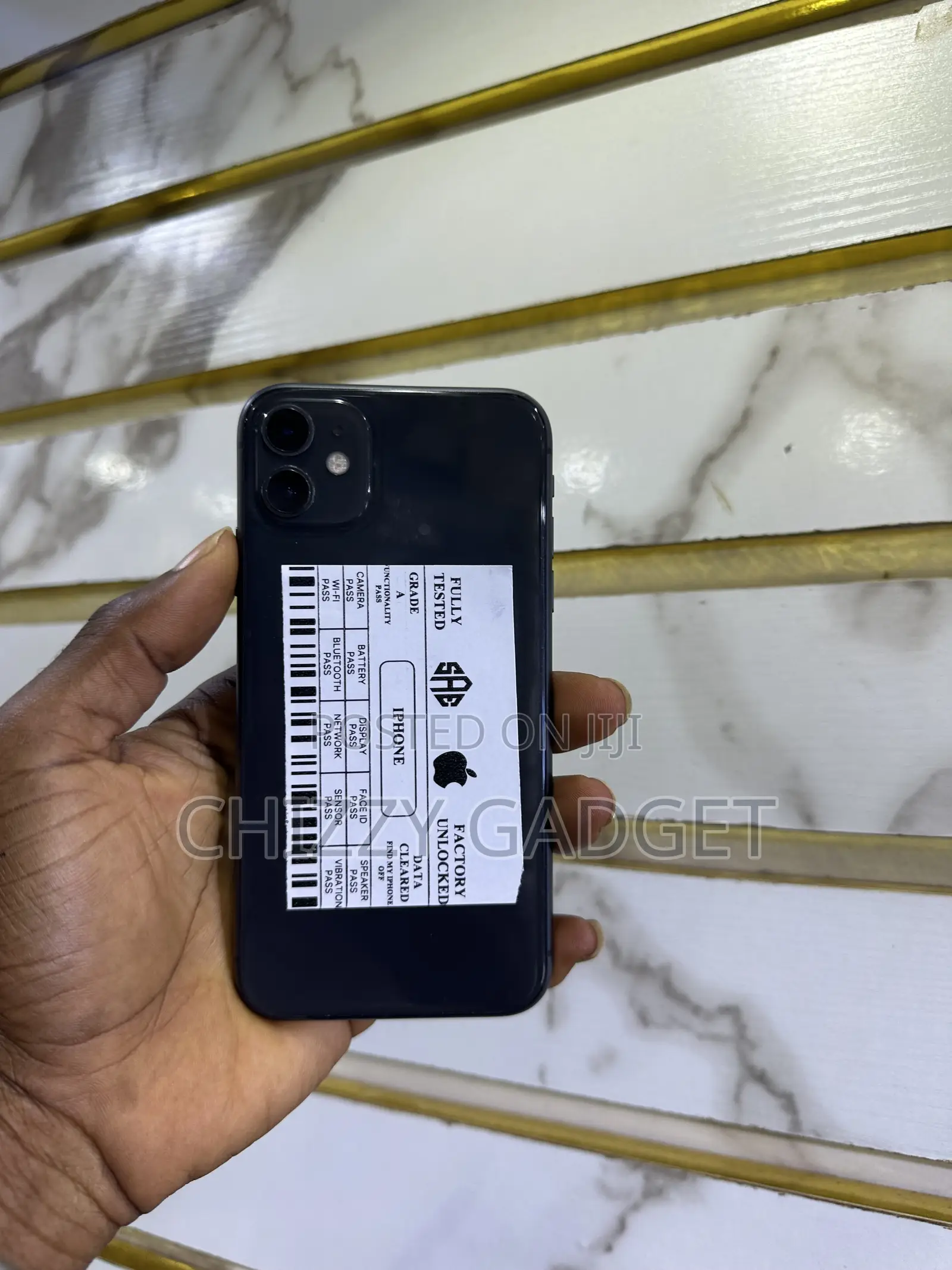 Apple iPhone 11 64 GB Black