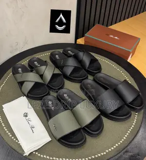 High Quality Lora Piano Slippers