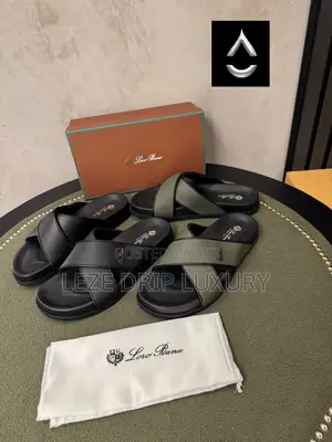 High Quality Lora Piano Slippers