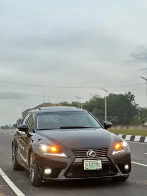 Lexus IS 200t 2016 Black
