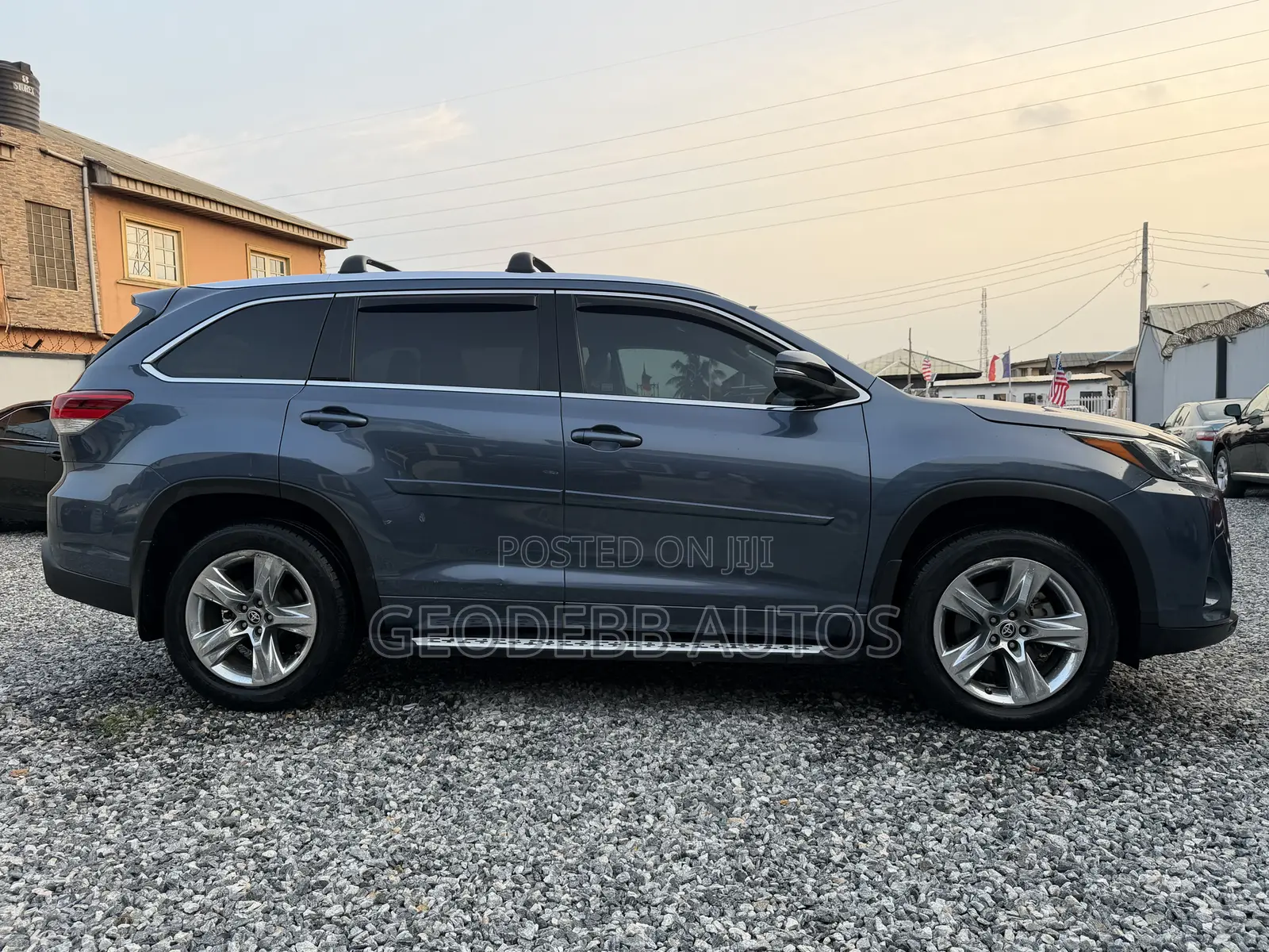 Toyota Highlander Limited 2019 Blue