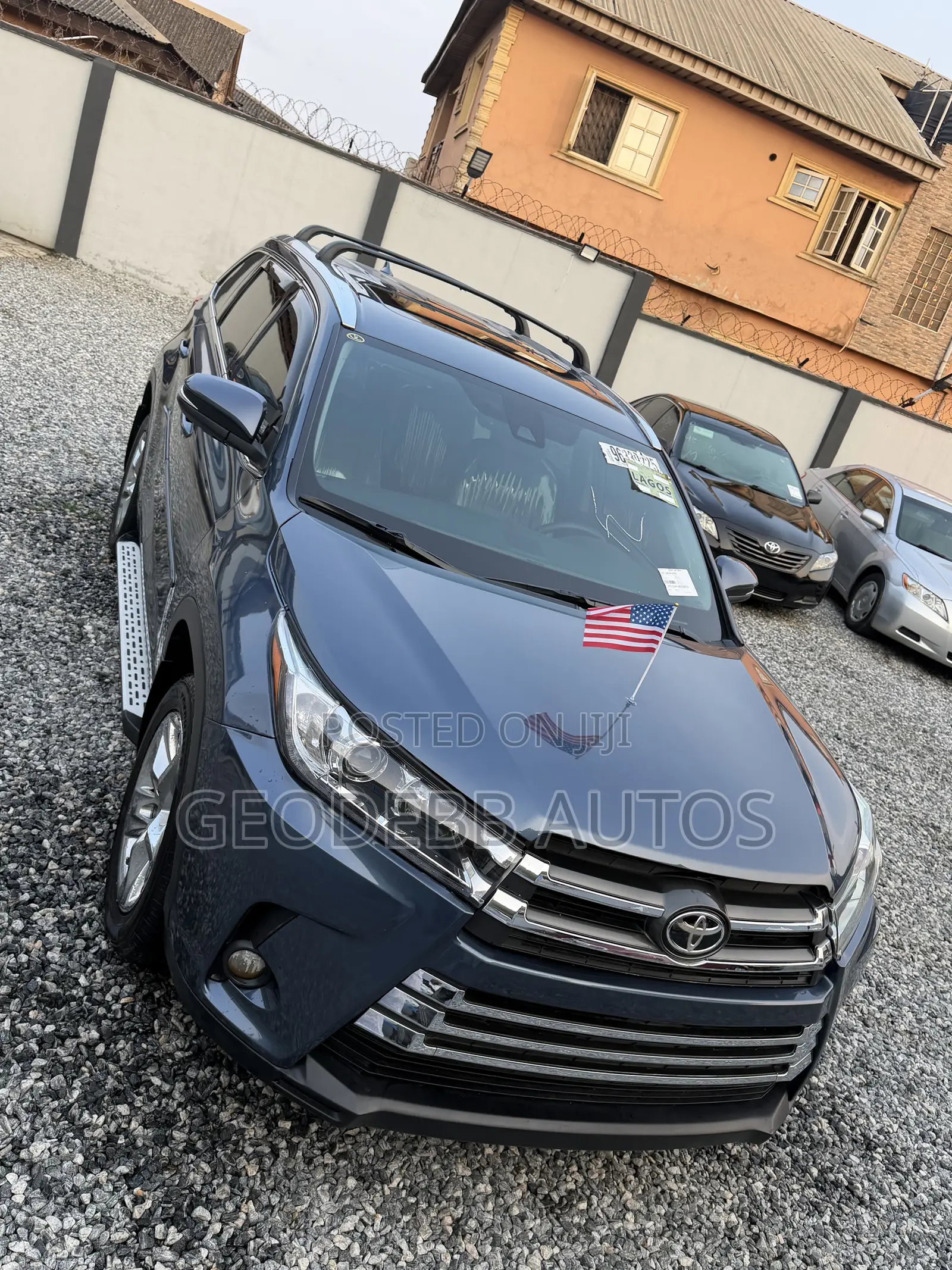 Toyota Highlander Limited 2019 Blue