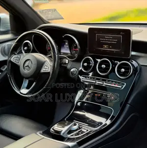 Mercedes-Benz GLC-Class 2017 Blue