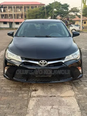 Toyota Camry 2016 Black