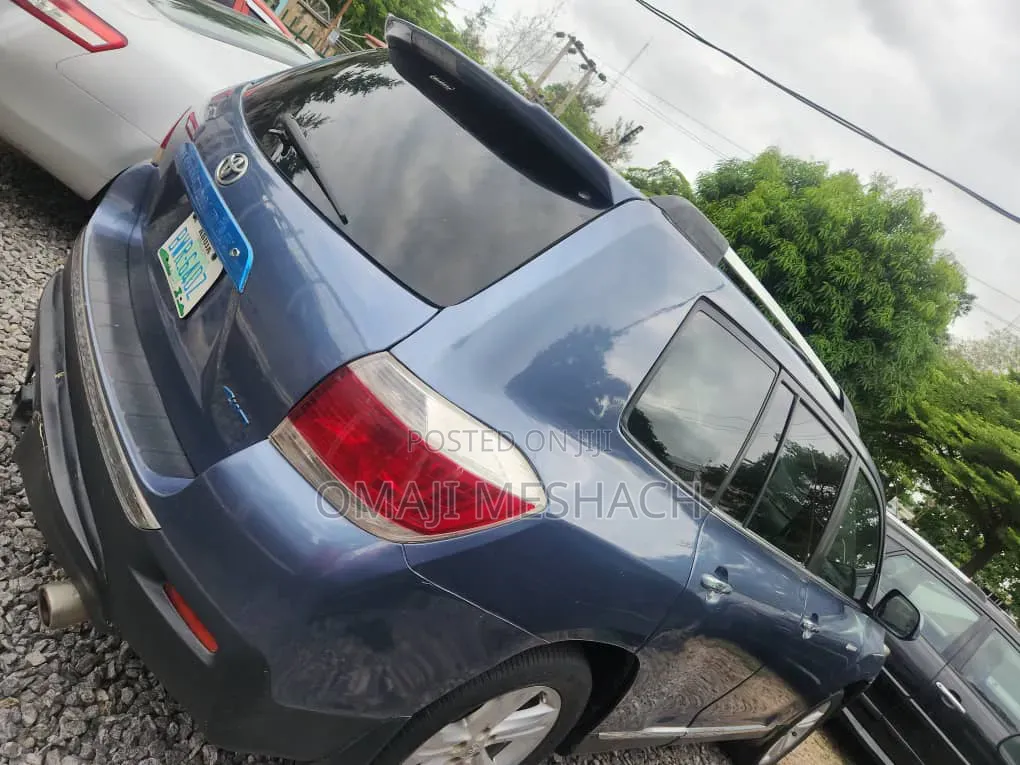 Toyota Highlander 2012 Blue