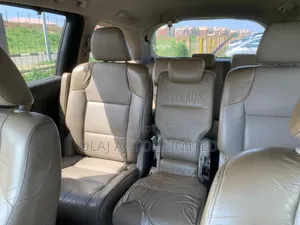 Honda Odyssey 2012 Burgundy