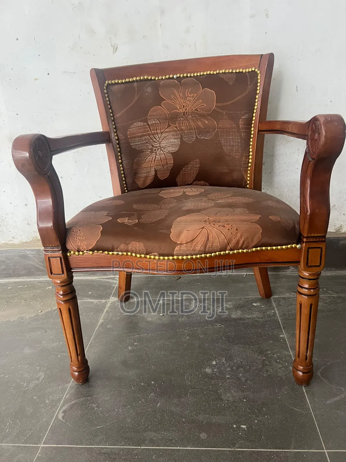 Accent Arm Chair